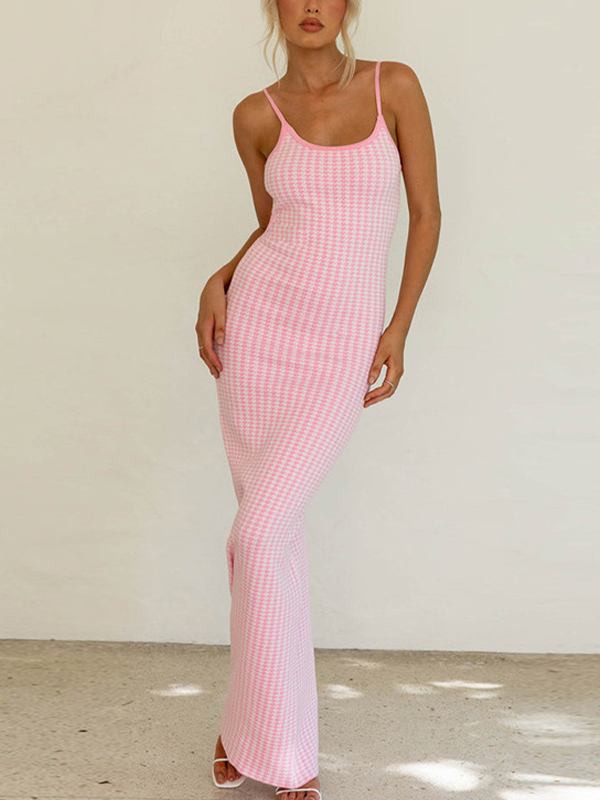 Retro-kariertes, rosafarbenes, schmal geschnittenes Maxikleid mit Hosenträgern-3